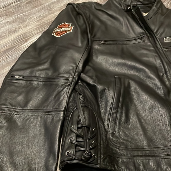 Men’s Harley-Davidson Leather Riding Jacket - Picture 6 of 7